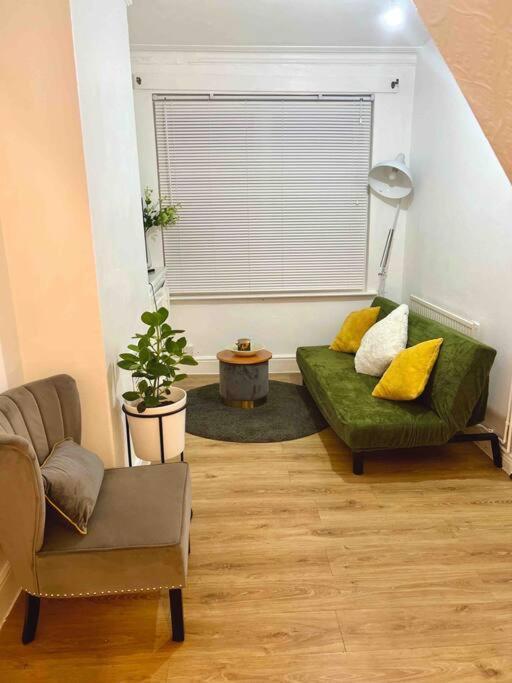 Edens Place Λέστερ Εξωτερικό φωτογραφία